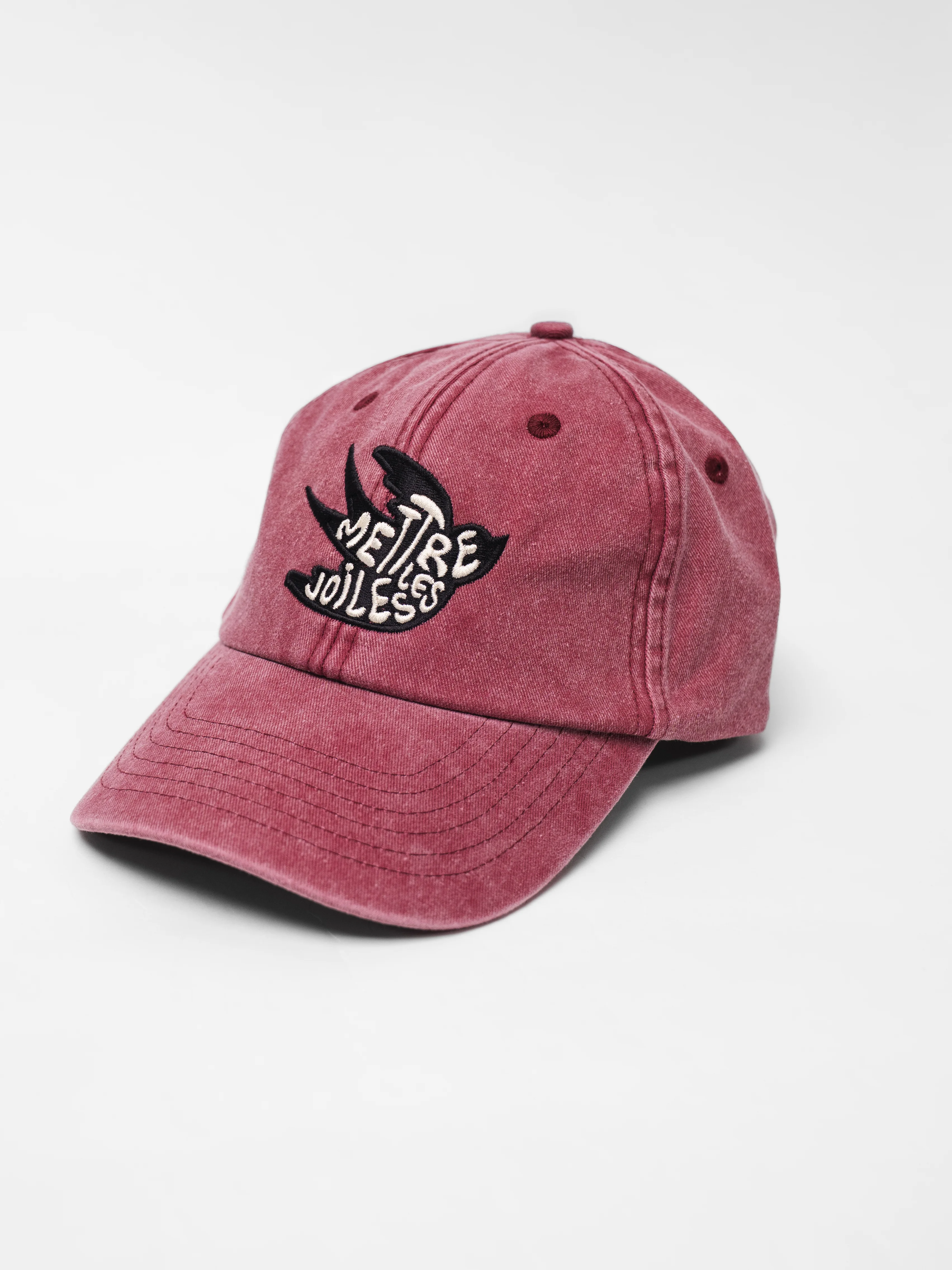 Produit La casquette vintage brodée pour la boutique Mettre les voiles